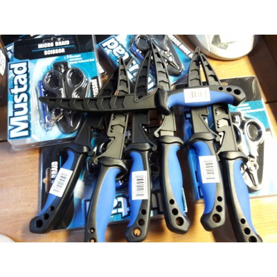 Mustad 6" fileer/bait mes Mustad 6" fileer/bait mes